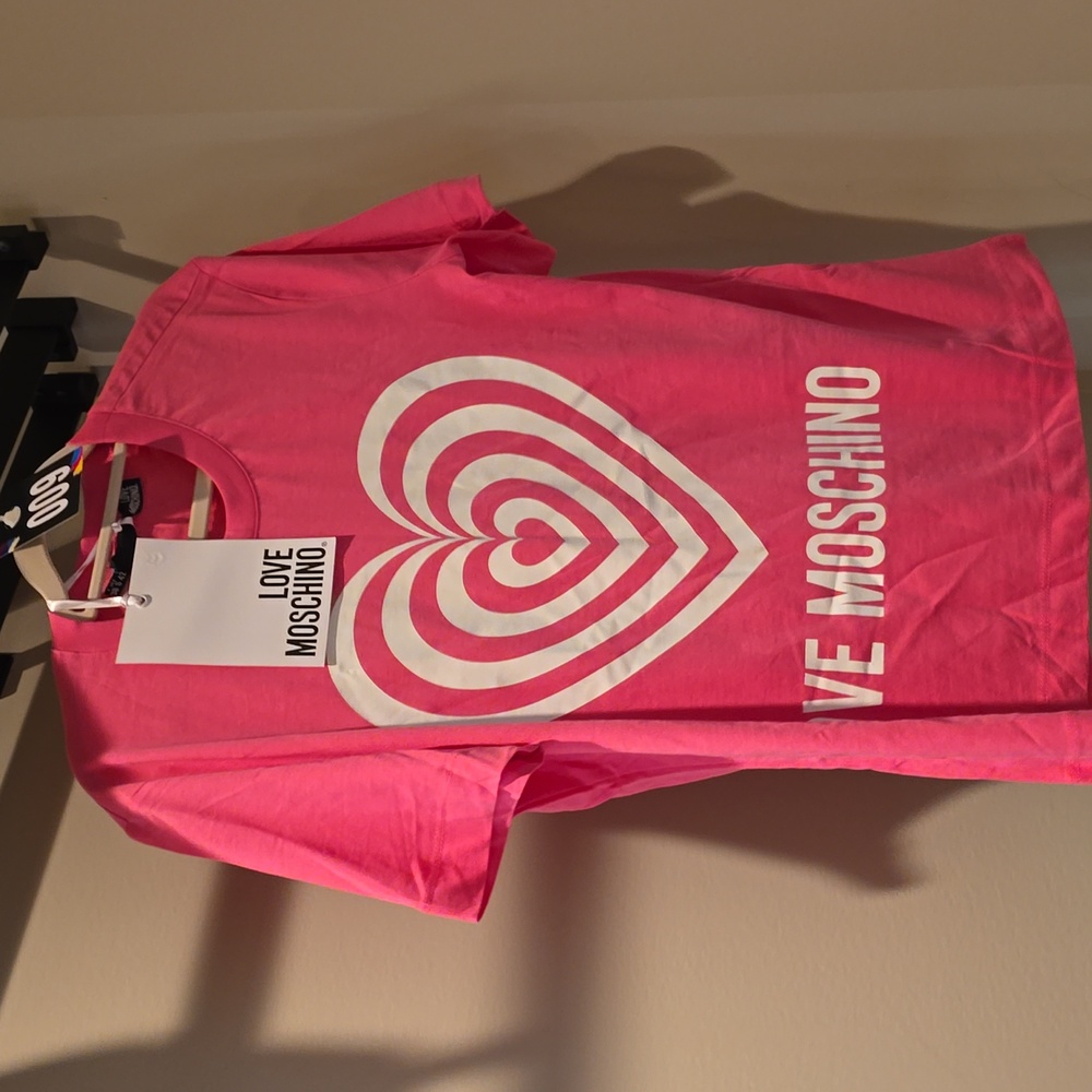 Moschino 6 NWT